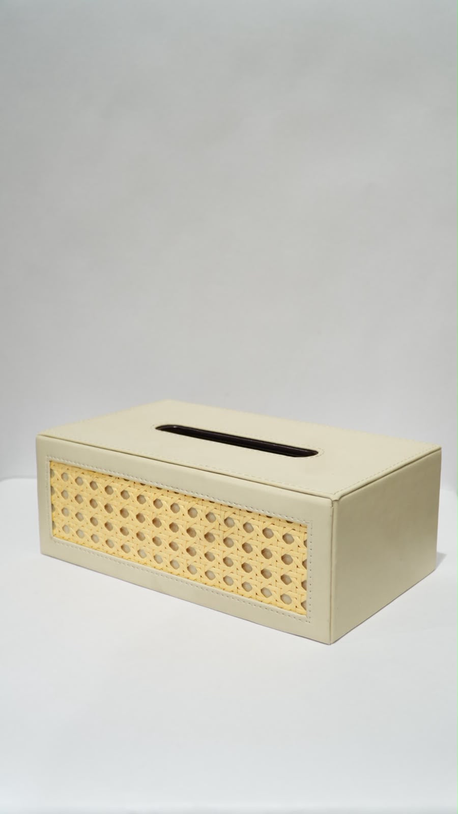 Rattan tissue box 01