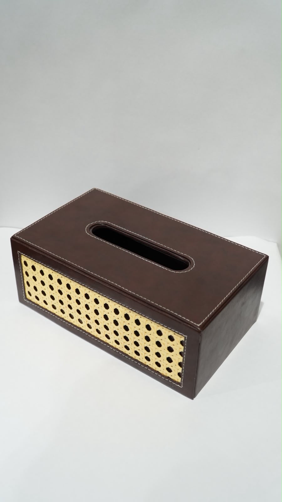 Rattan tissue box 03