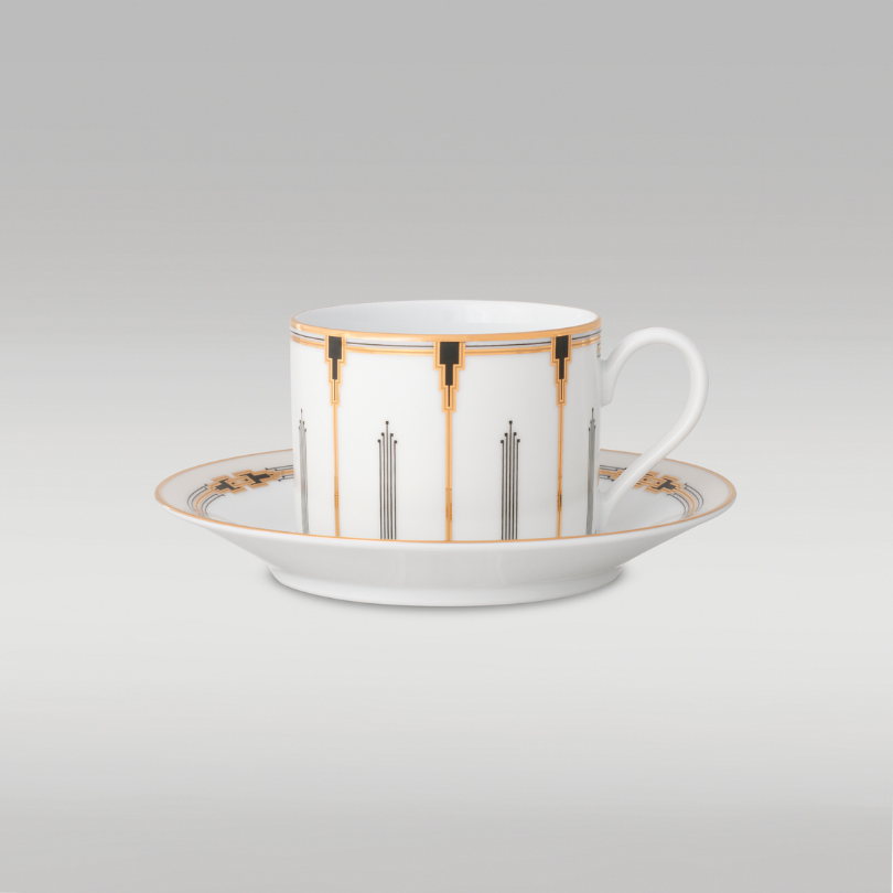 Empire Gold 17 pc Tea Set with Gift Box