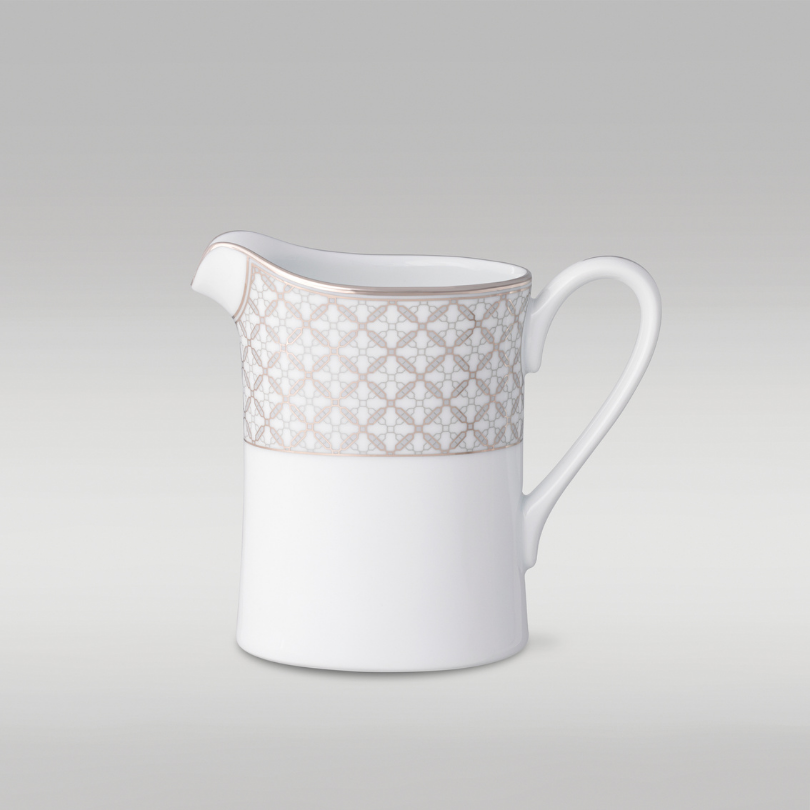 City Table 17 pc Tea Set with Gift Box