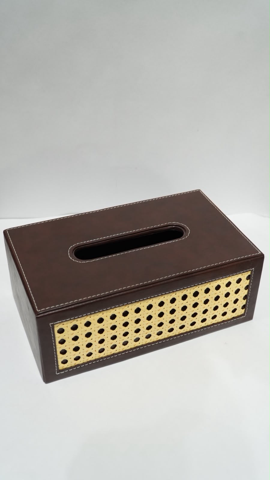 Rattan tissue box 03