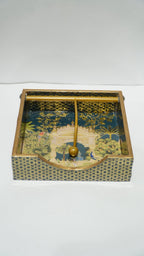 Wooden  tissue holder