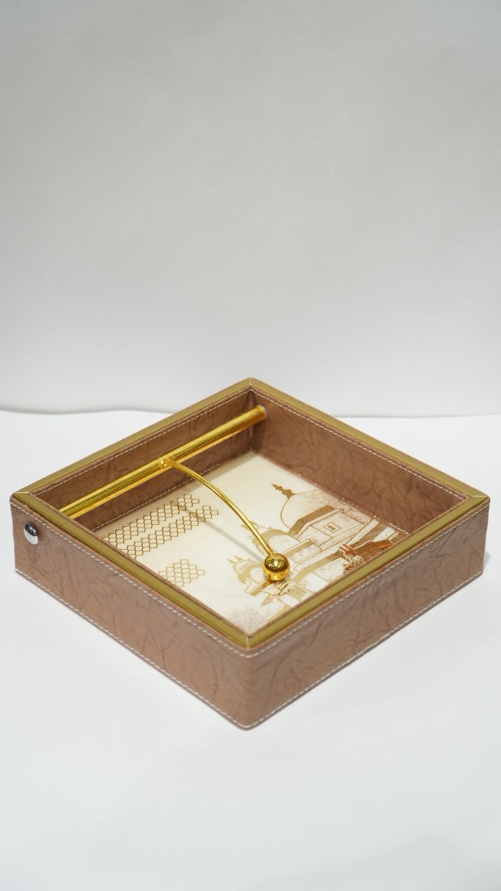 Leather tissue holder 01