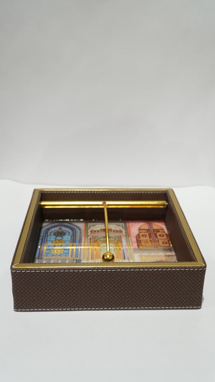 Leather tissue holder 01