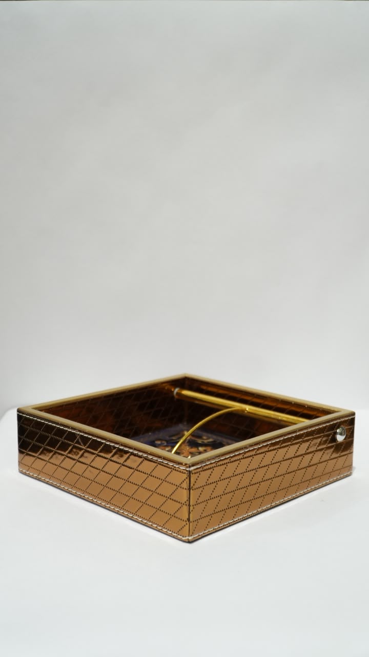 Golden leather tissue holder 03